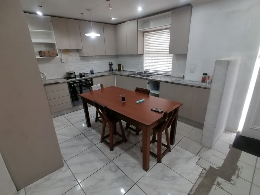5 Bedroom Property for Sale in Northpine Western Cape